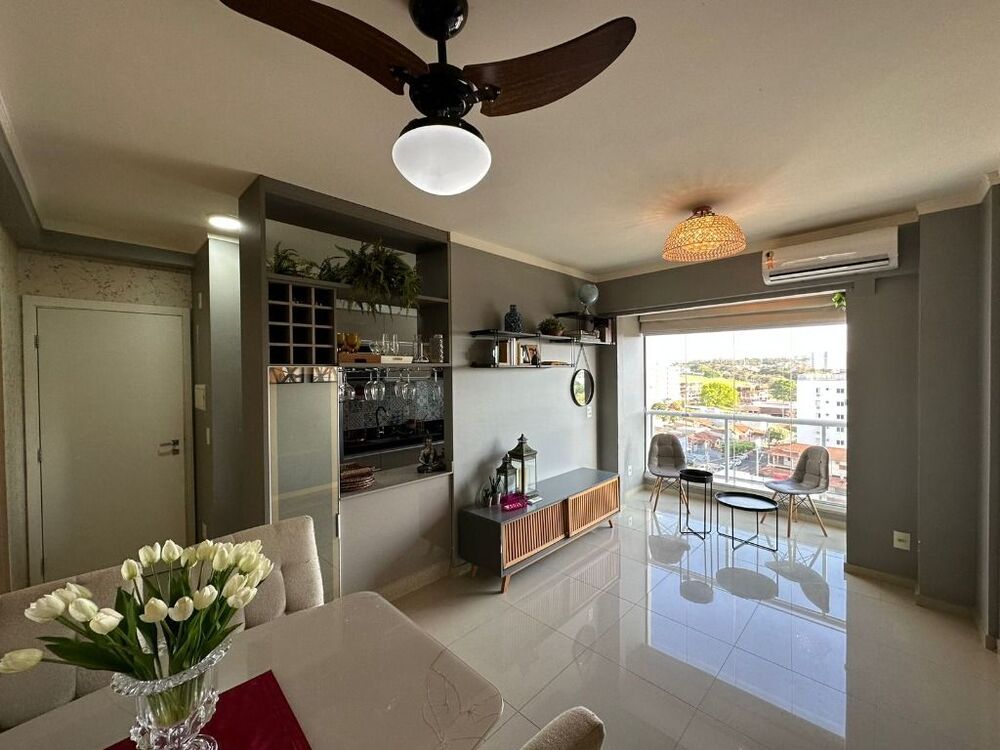 Apartamento à venda com 2 quartos, 53m² - Foto 1
