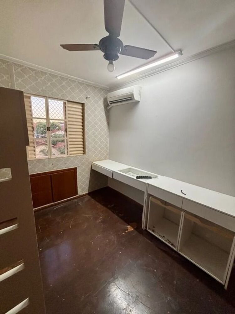 Apartamento para alugar com 2 quartos, 70m² - Foto 3