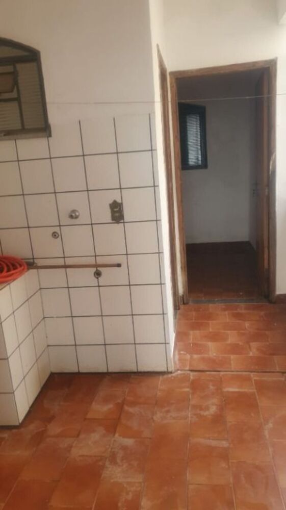 Apartamento para alugar com 3 quartos, 320m² - Foto 4
