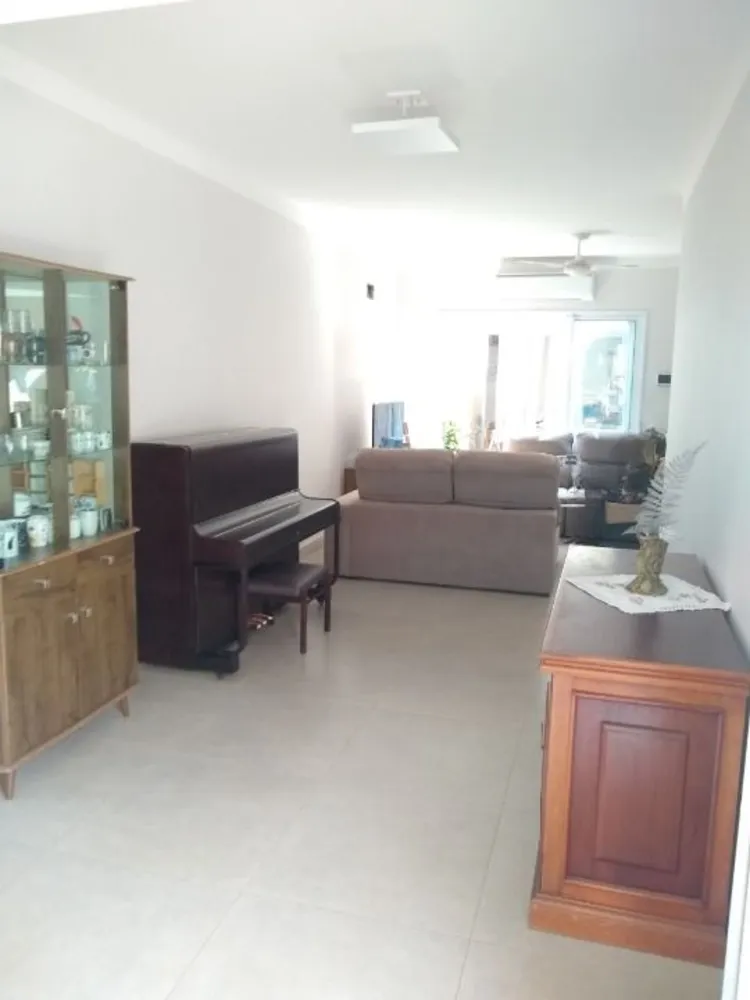 Casa, 4 quartos, 238 m² - Foto 8