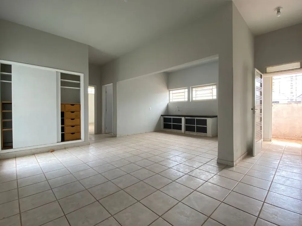 Casa, 6 quartos, 220 m² - Foto 6