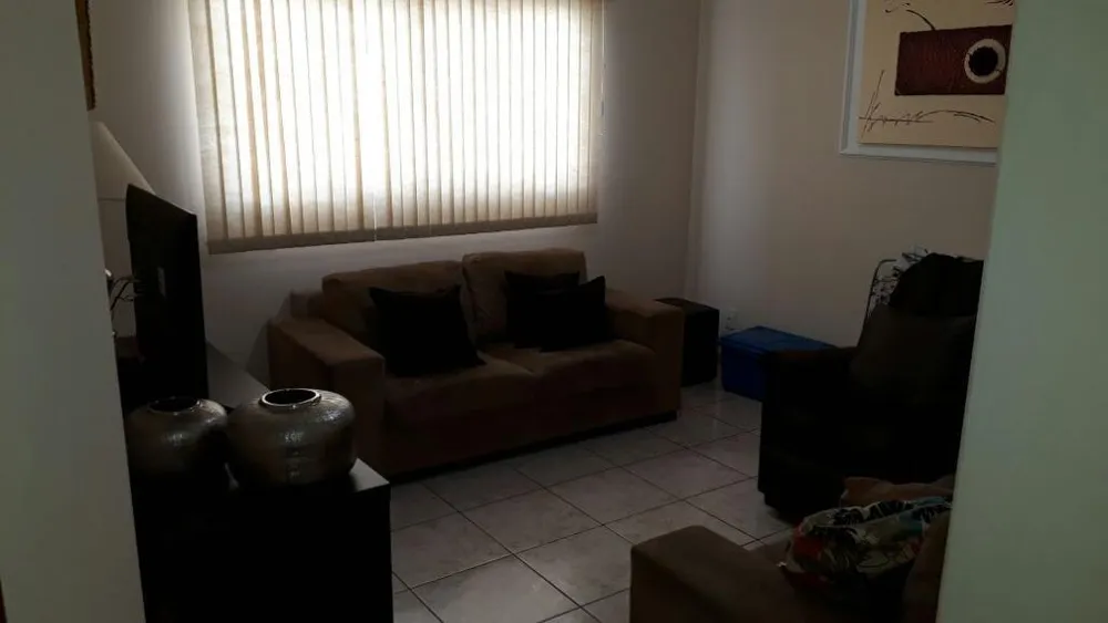 Casa, 3 quartos, 200 m² - Foto 2