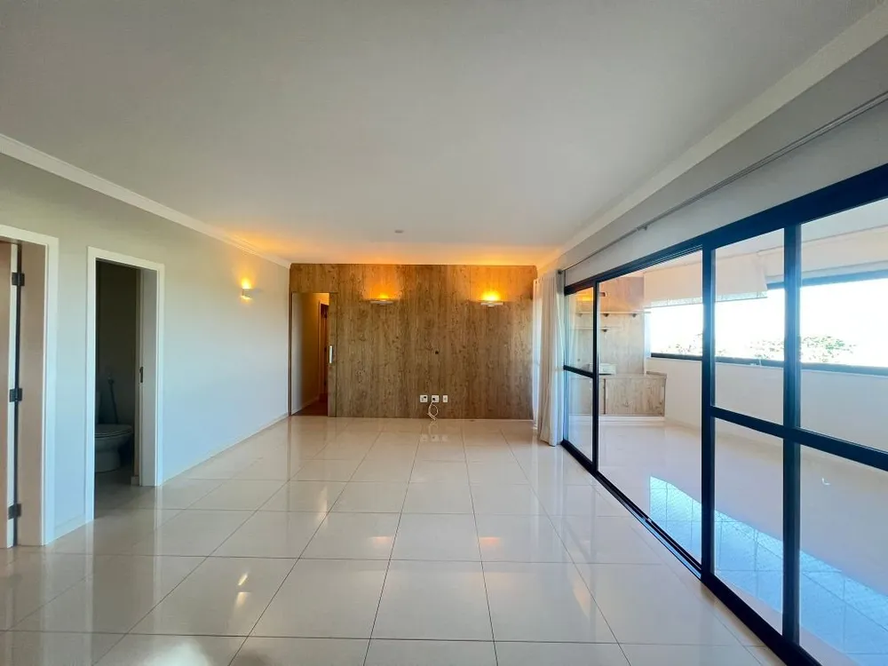 Apartamento, 3 quartos, 157 m² - Foto 1