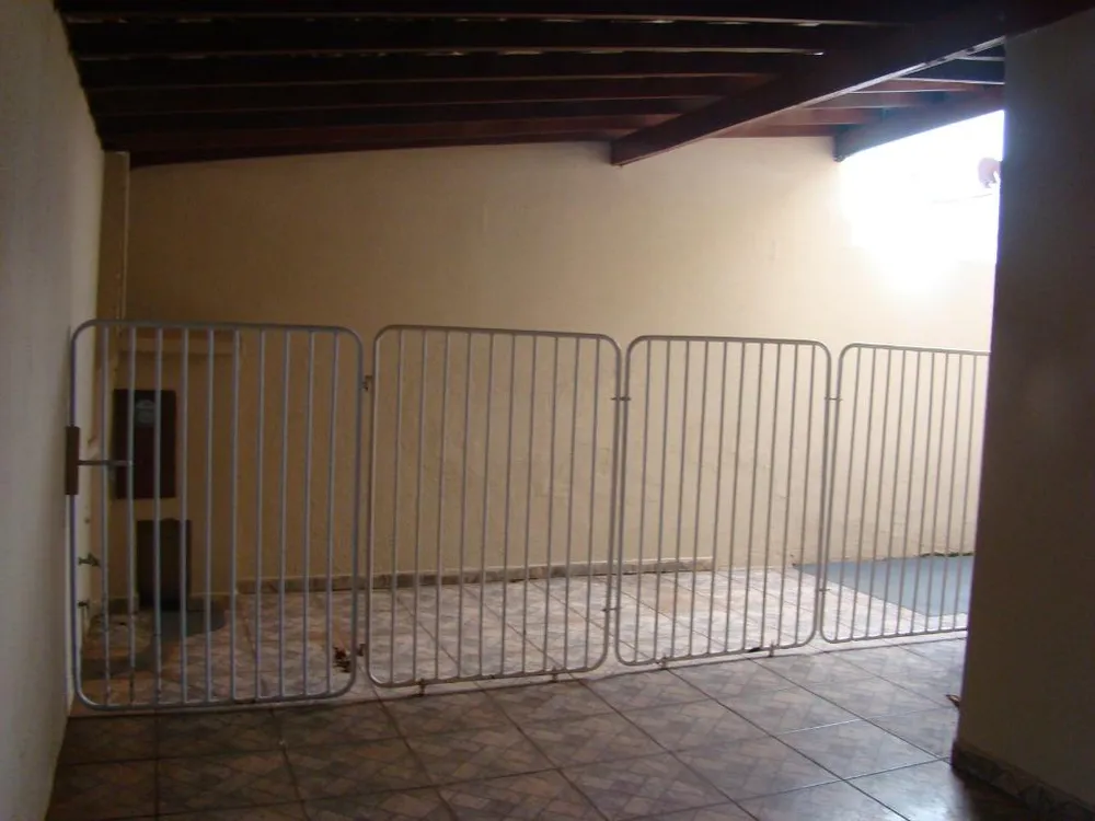 Casa, 3 quartos, 218 m² - Foto 2