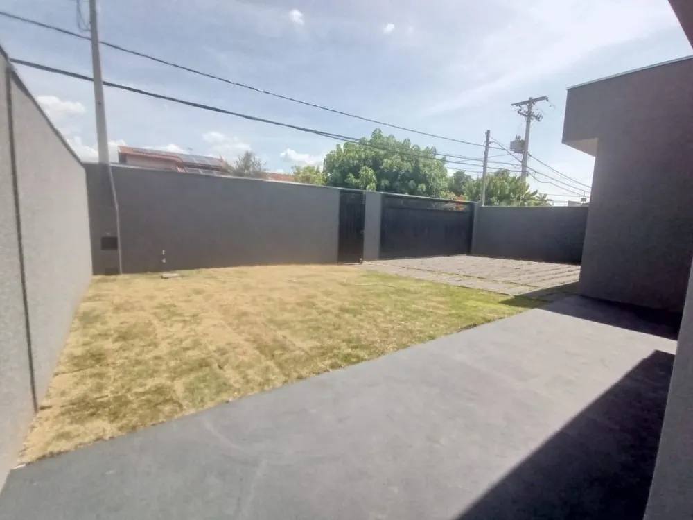 Casa, 3 quartos, 210 m² - Foto 2