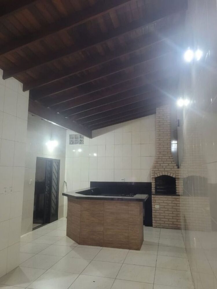 Casa à venda com 3 quartos, 180m² - Foto 14