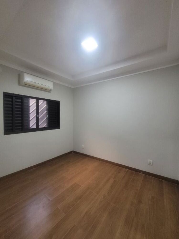 Casa à venda com 3 quartos, 180m² - Foto 9