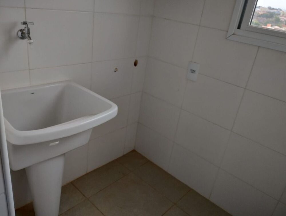 Apartamento à venda com 2 quartos, 70m² - Foto 9