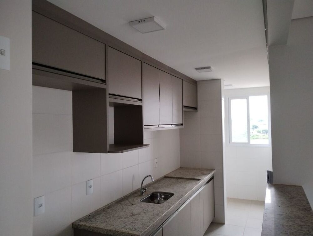 Apartamento à venda com 2 quartos, 70m² - Foto 12