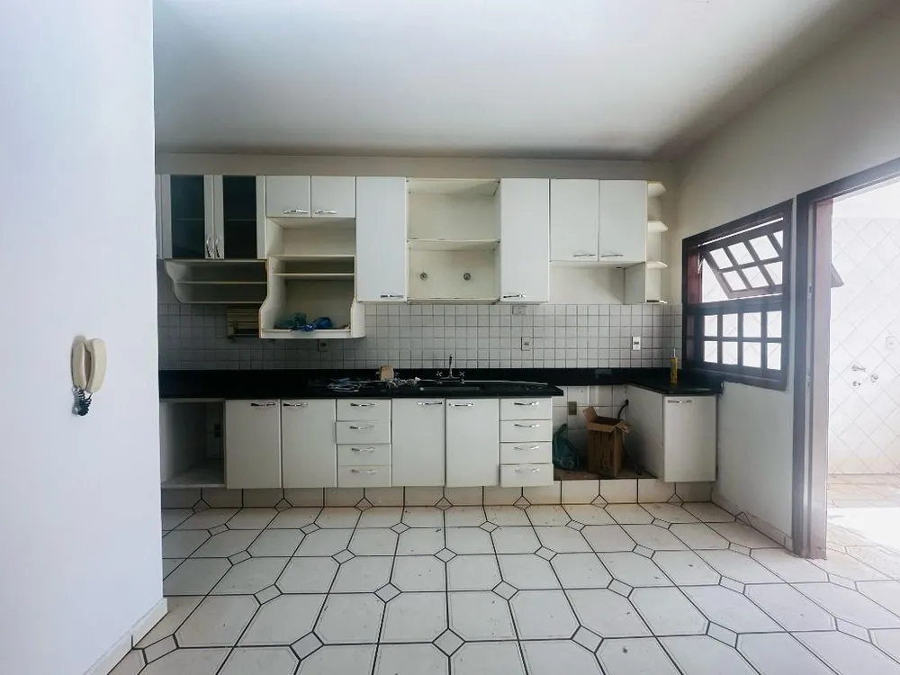 Casa, 3 quartos, 300 m² - Foto 4