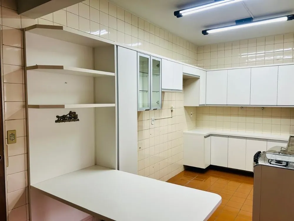 Apartamento, 3 quartos, 138 m² - Foto 2