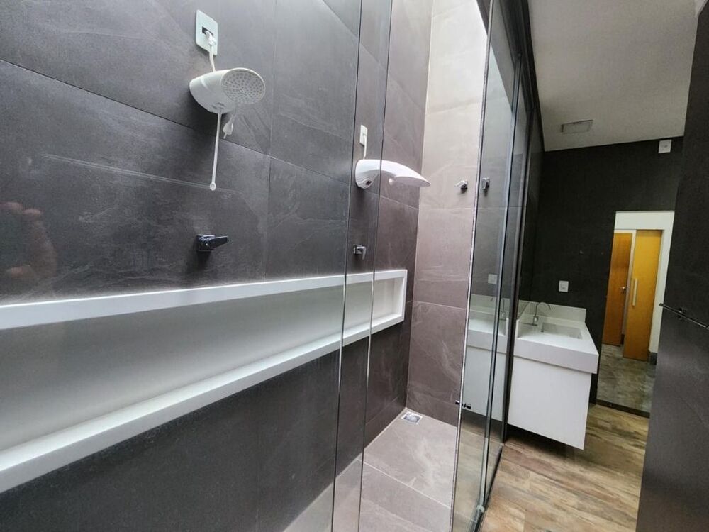 Casa à venda com 3 quartos, 264m² - Foto 8