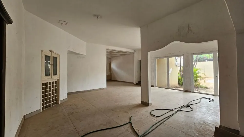 Casa, 5 quartos, 720 m² - Foto 4
