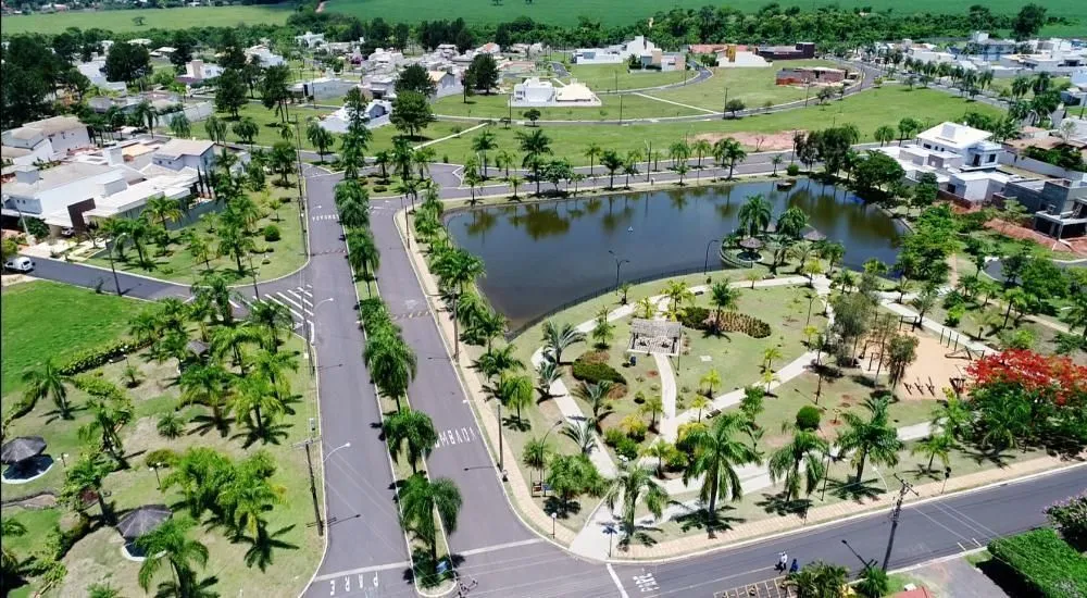 Loteamento e Condomínio, 360 m² - Foto 1