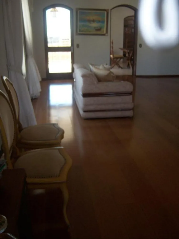 Apartamento, 3 quartos, 300 m² - Foto 1