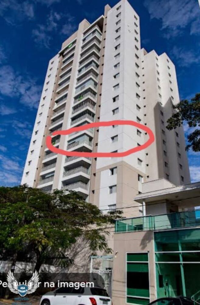Apartamento à venda com 3 quartos, 132m² - Foto 1