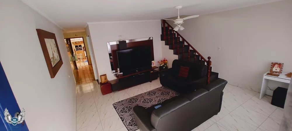 Sobrado à venda com 2 quartos, 203m² - Foto 3