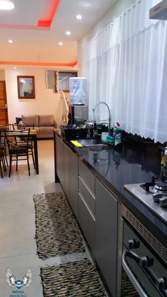 Sobrado à venda com 3 quartos, 210m² - Foto 3