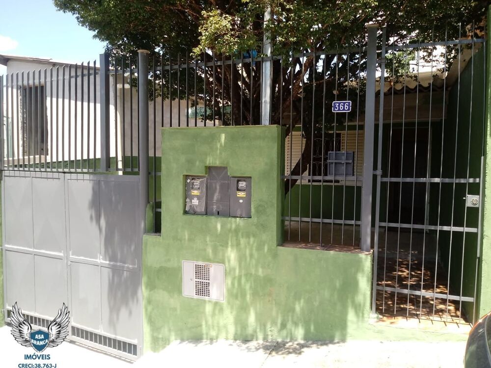 Casa, 3 quartos, 270 m² - Foto 1