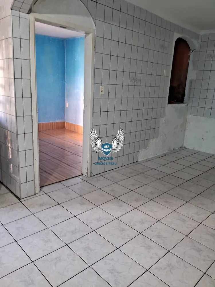 Casa, 5 quartos, 147 m² - Foto 1