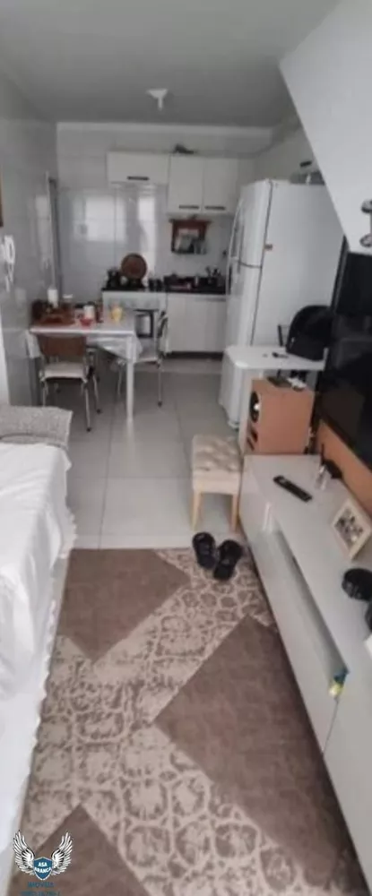 Casa de Condomínio à venda com 2 quartos, 38m² - Foto 2