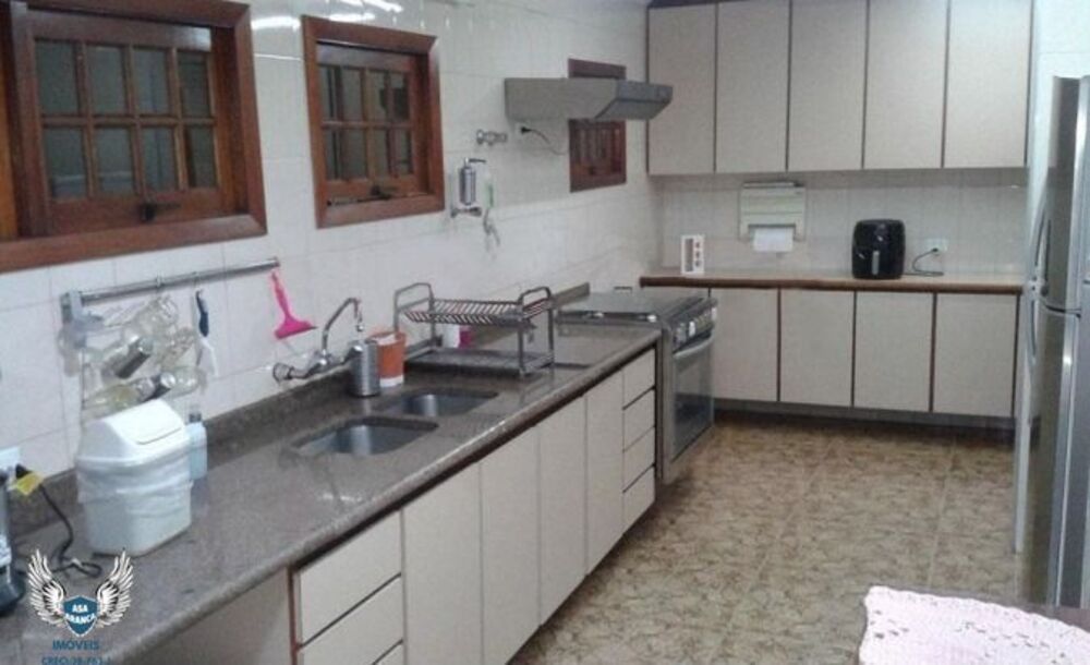 Sobrado, 3 quartos, 500 m² - Foto 3