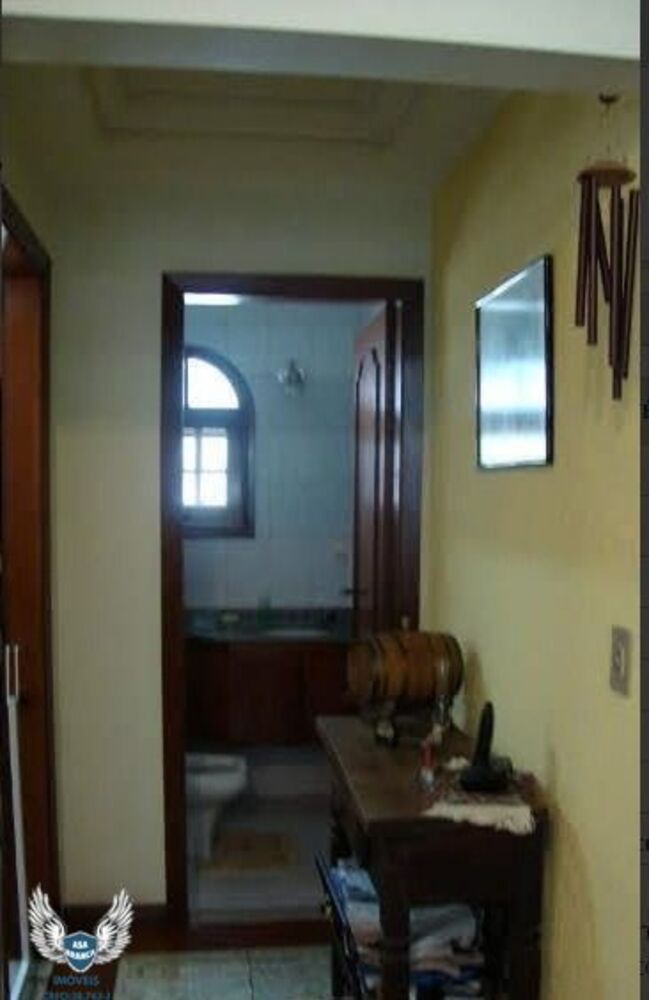 Casa, 4 quartos, 1000 m² - Foto 1