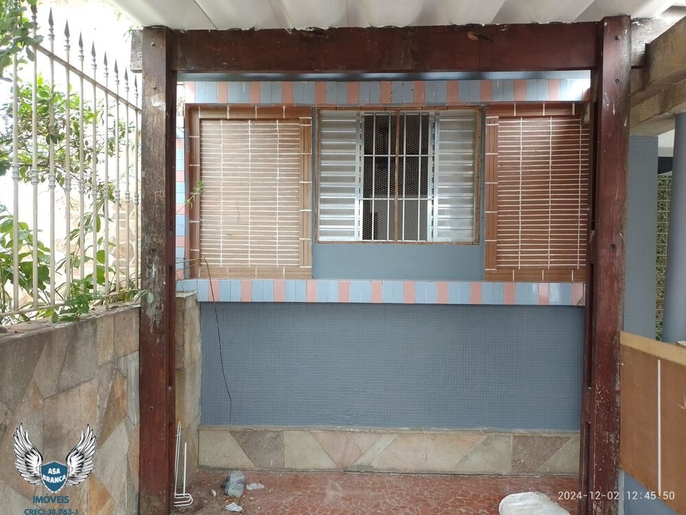 Casa à venda com 2 quartos, 84m² - Foto 8