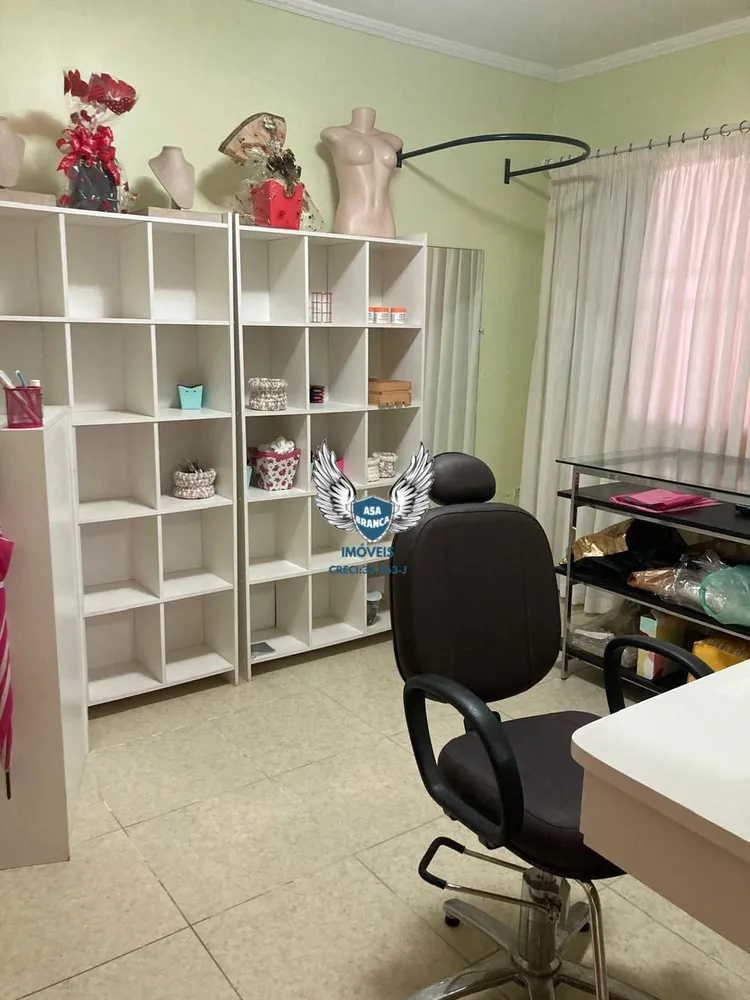 Casa, 3 quartos, 300 m² - Foto 6