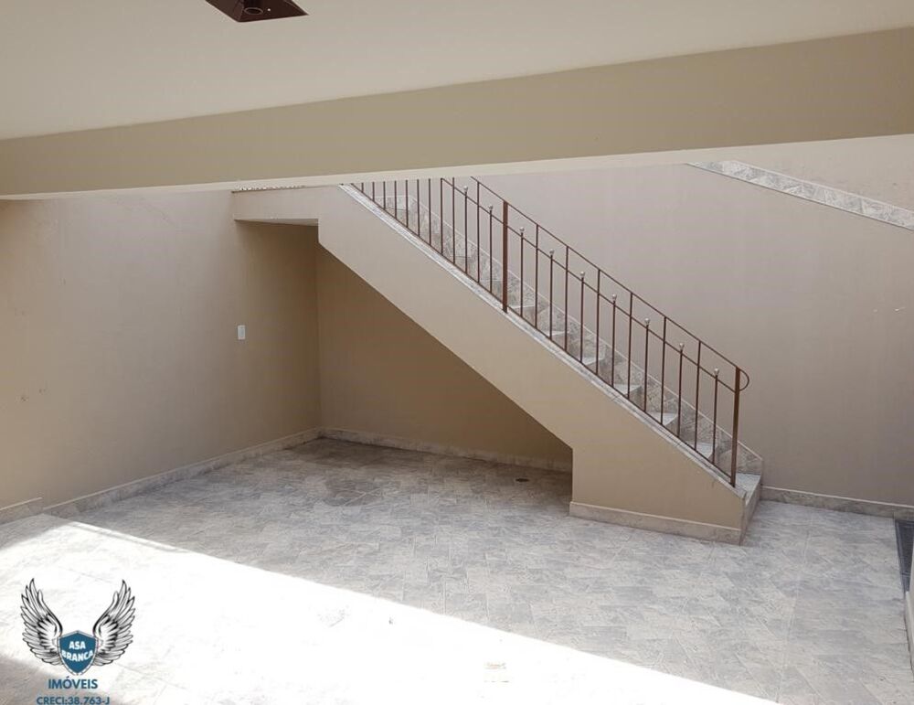Sobrado à venda com 2 quartos, 164m² - Foto 22