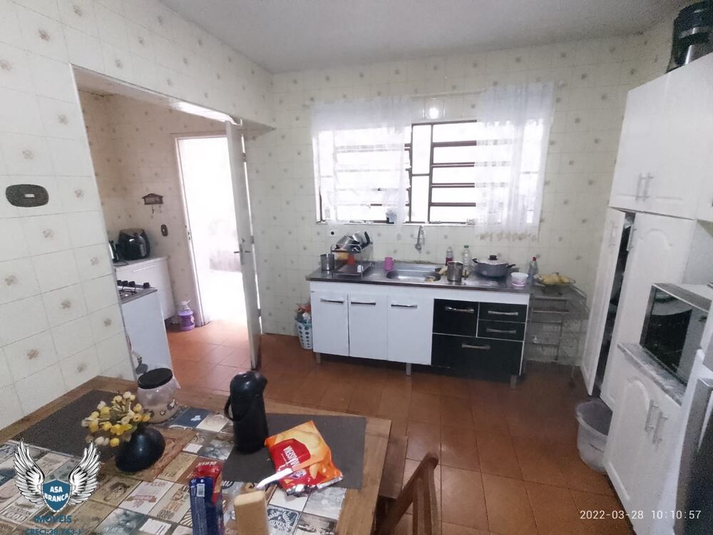 Sobrado à venda com 3 quartos, 202m² - Foto 4