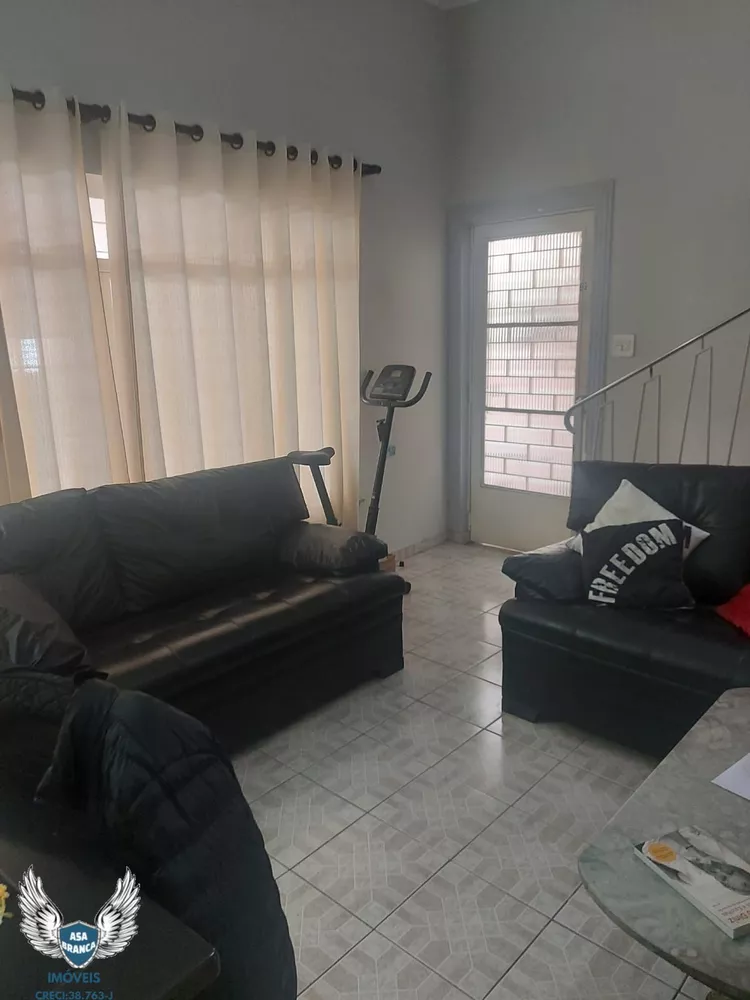 Sobrado à venda com 5 quartos, 170m² - Foto 1