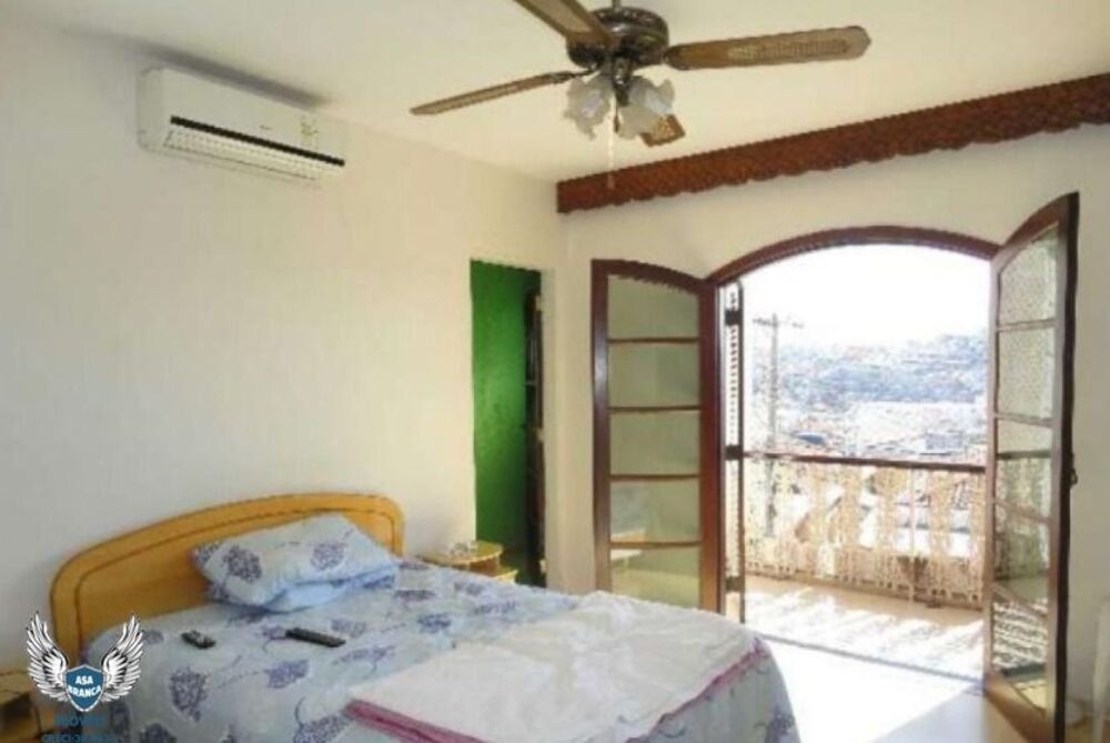 Sobrado, 3 quartos, 230 m² - Foto 1