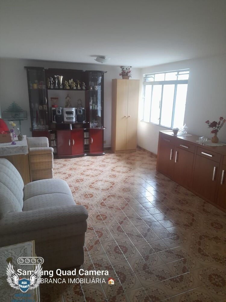 Casa, 3 quartos, 250 m² - Foto 2