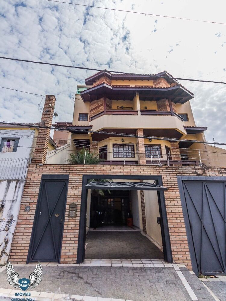 Sobrado, 4 quartos, 260 m² - Foto 1