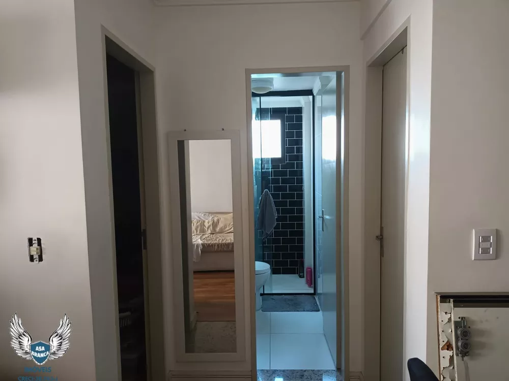 Apartamento à venda com 2 quartos, 66m² - Foto 4