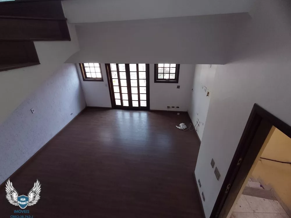 Sobrado à venda com 3 quartos, 227m² - Foto 5