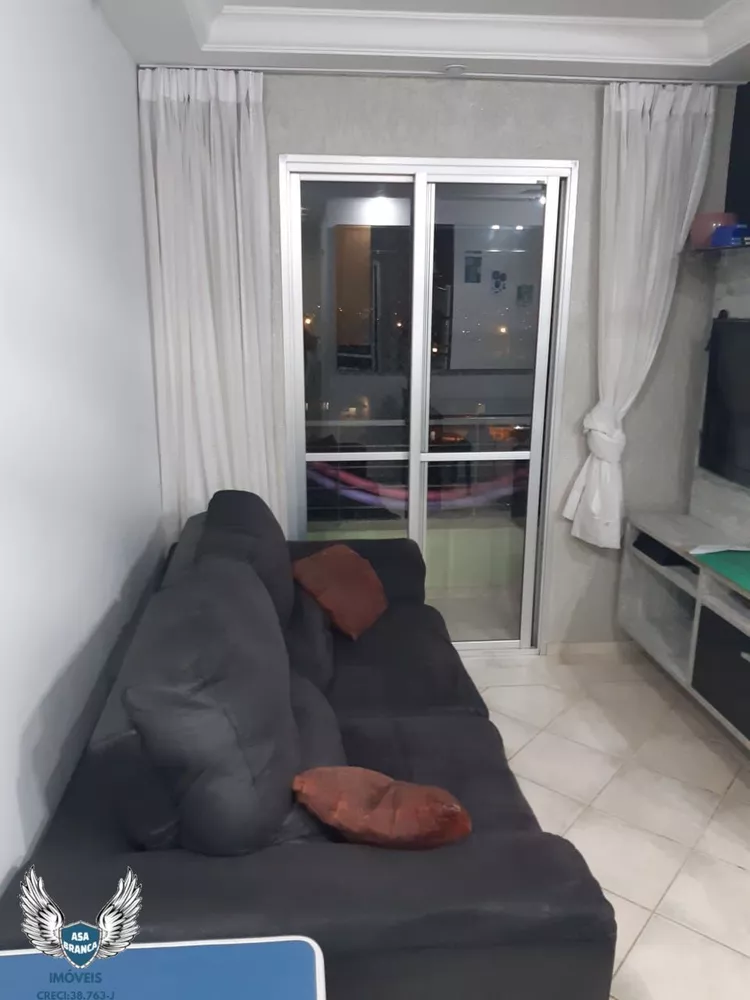 Apartamento à venda com 2 quartos, 50m² - Foto 3