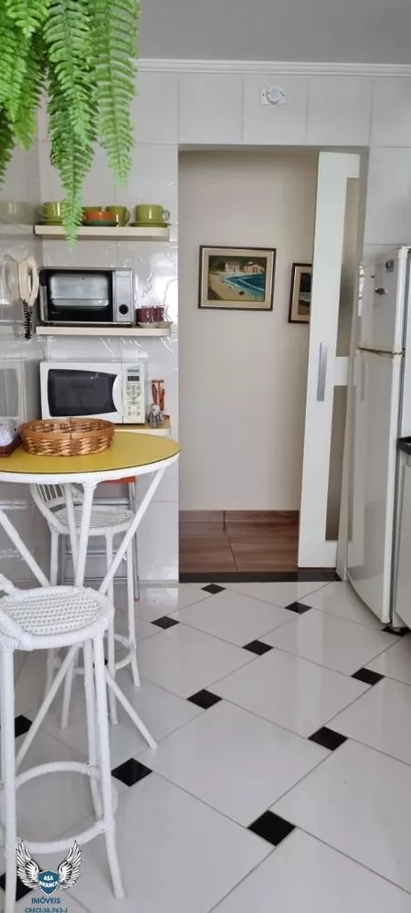 Apartamento à venda com 2 quartos, 65m² - Foto 17