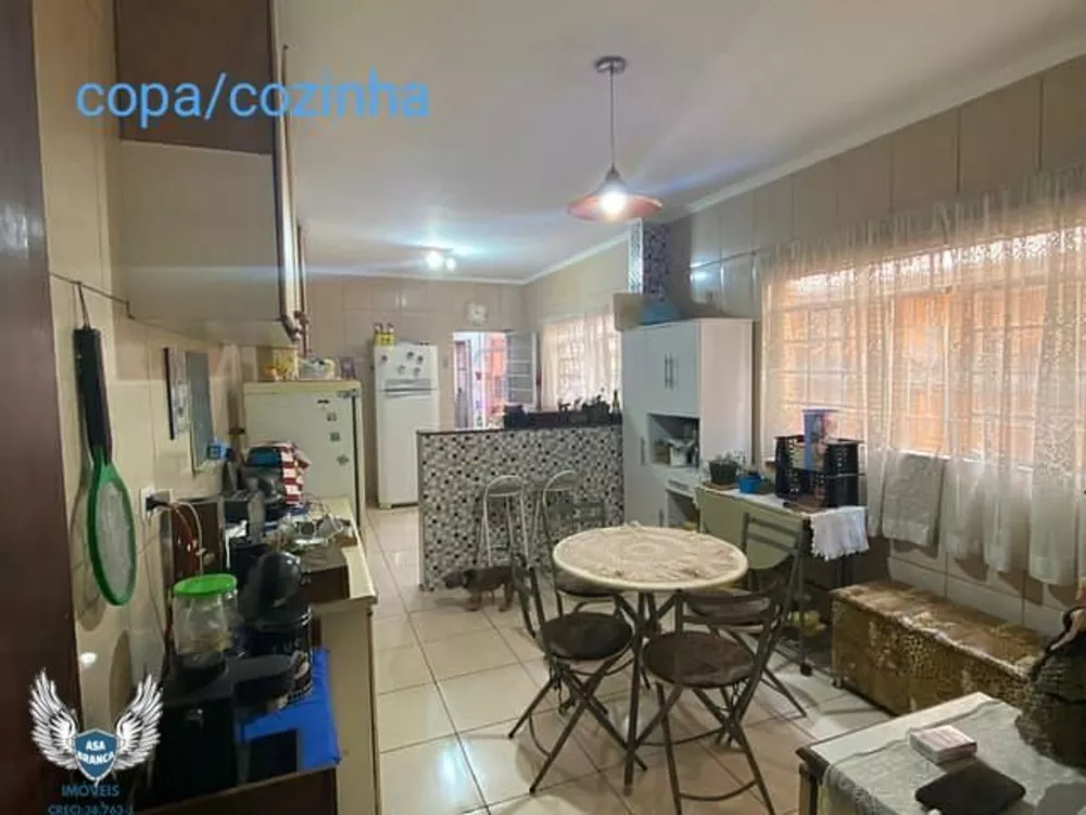 Sobrado à venda com 4 quartos, 123m² - Foto 2