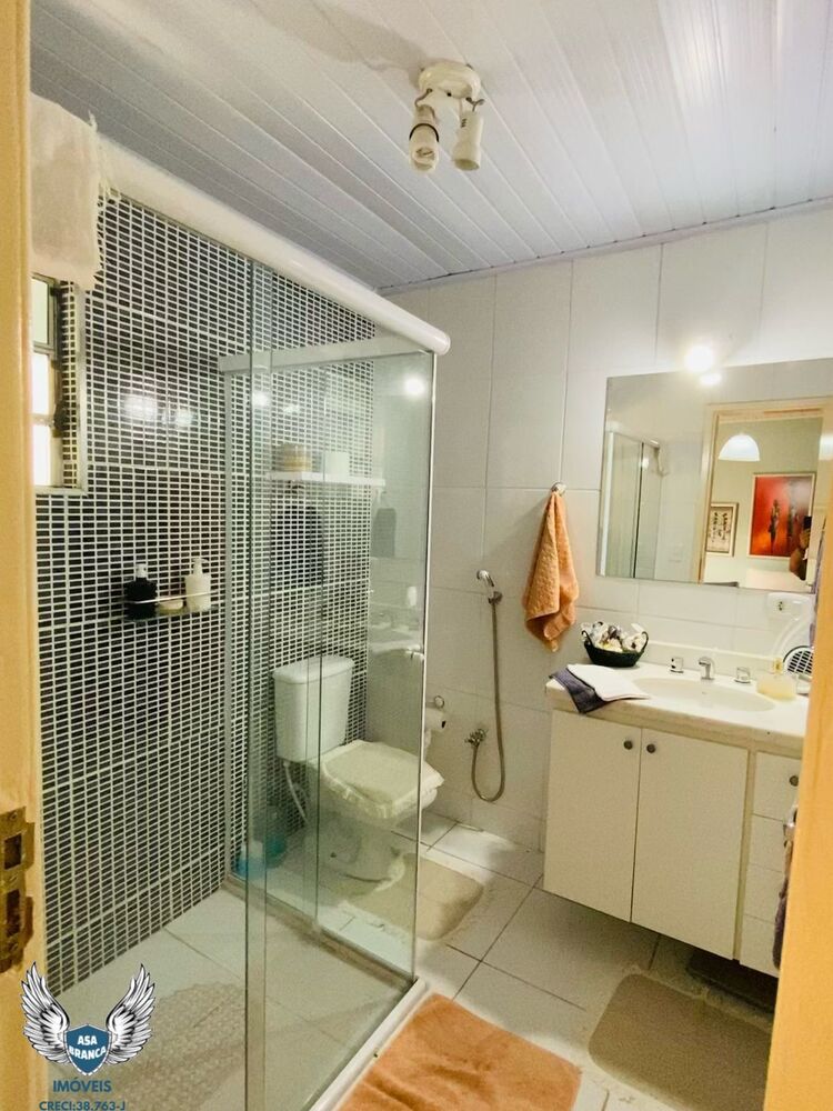 Apartamento, 3 quartos, 230 m² - Foto 2