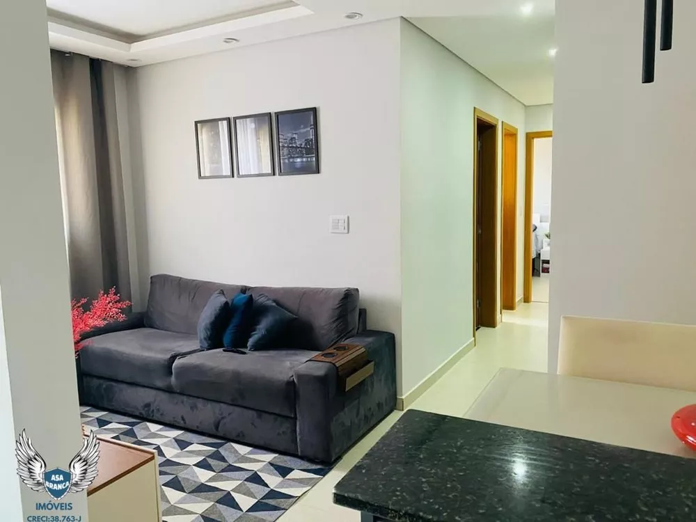 Apartamento à venda com 2 quartos, 68m² - Foto 2