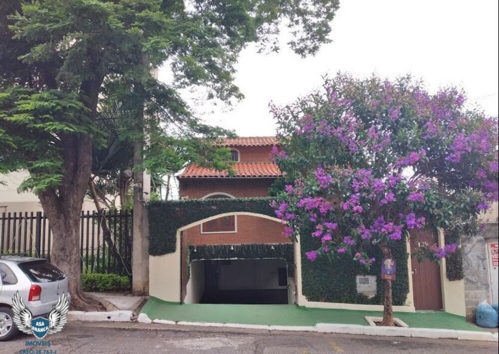 Sobrado, 8 quartos, 343 m² - Foto 1