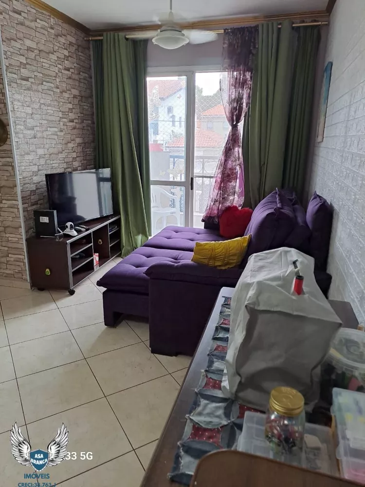 Apartamento à venda com 2 quartos, 63m² - Foto 2