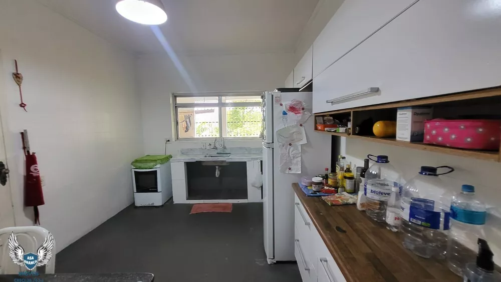 Sobrado à venda com 3 quartos, 250m² - Foto 2