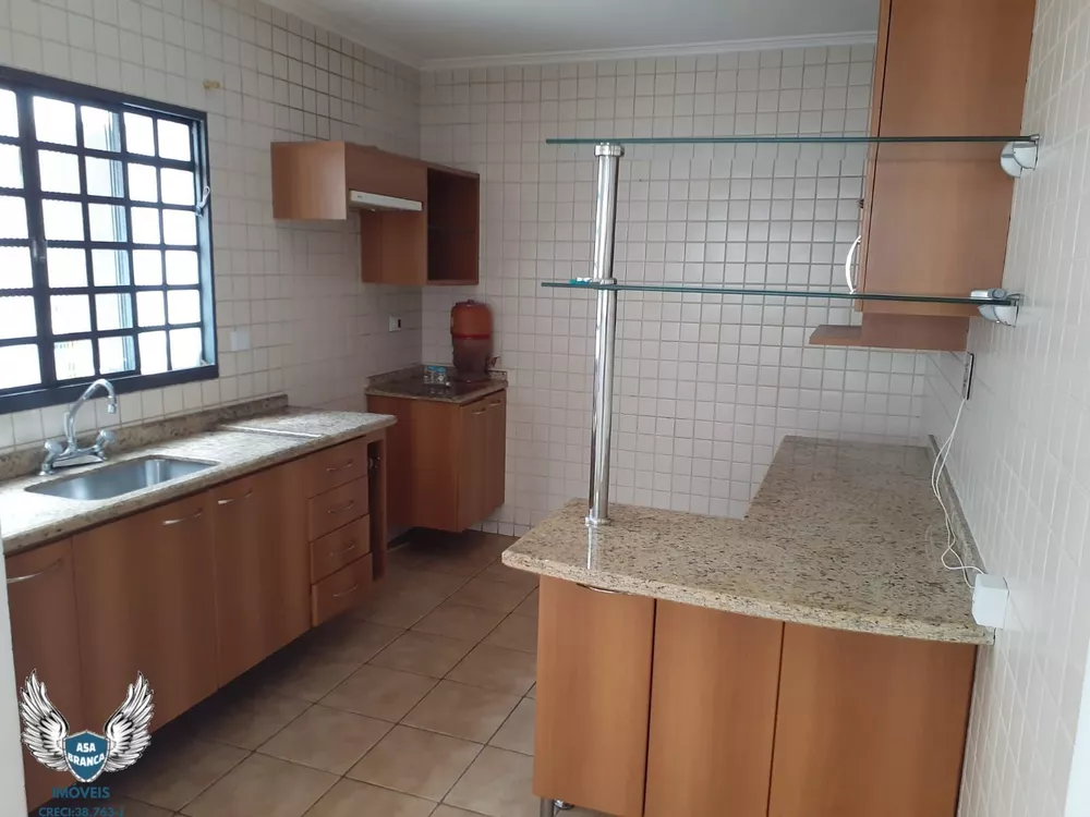 Sobrado à venda com 3 quartos, 163m² - Foto 3