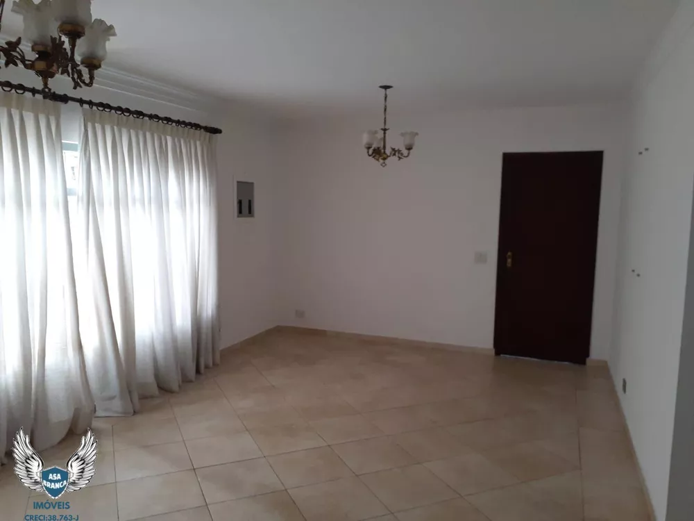 Sobrado à venda com 3 quartos, 163m² - Foto 2