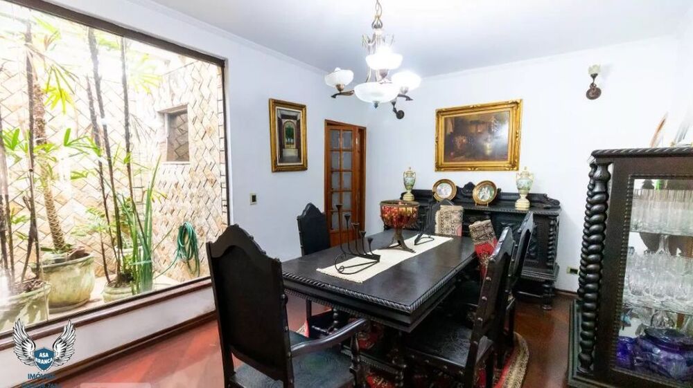Casa, 5 quartos, 335 m² - Foto 1