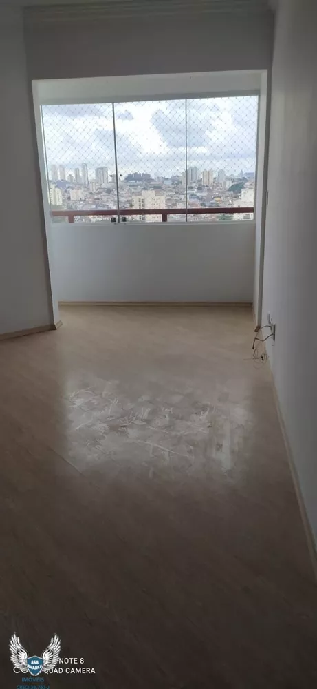 Apartamento à venda com 2 quartos, 62m² - Foto 3