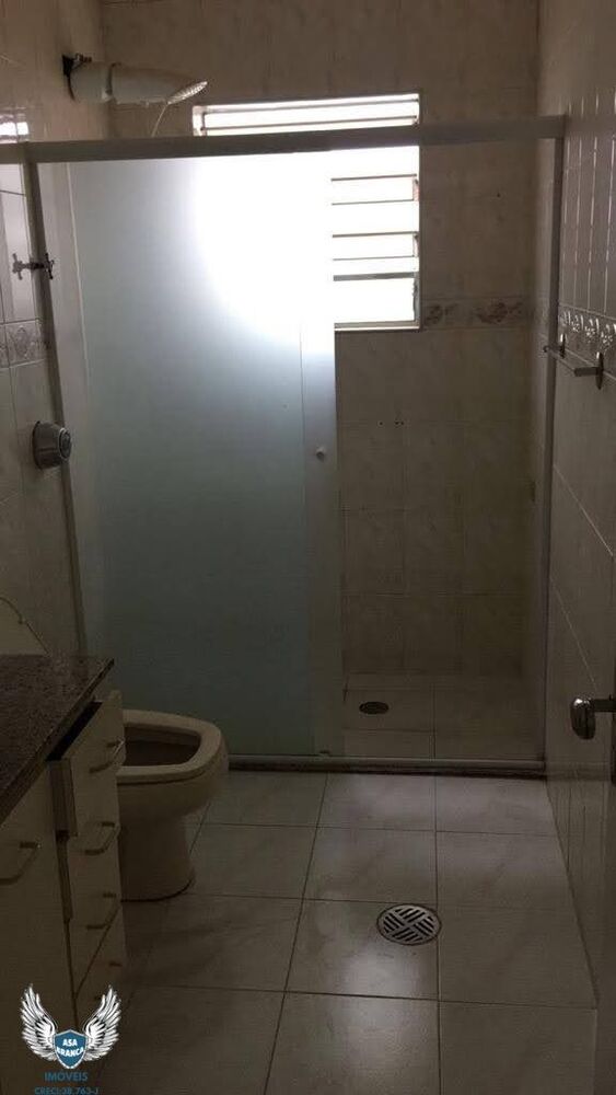 Sobrado à venda com 3 quartos, 200m² - Foto 31